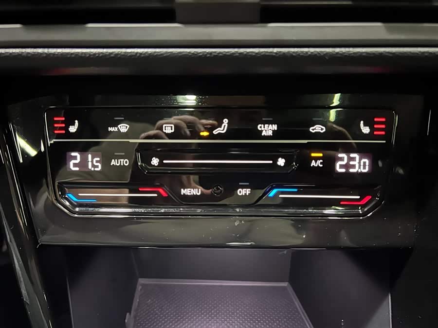 Volkswagen Tayron GTE 2021 #20 Volkswagen Tayron GTE 2021 car image #20