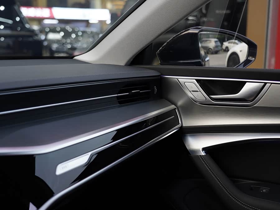 Audi A7L 2024 #20 Audi A7L 2024 car image #20