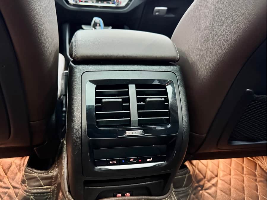 BMW iX3 2021 car image #20