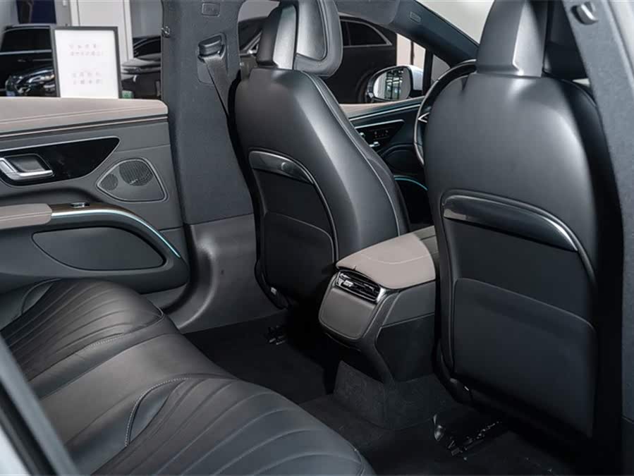 Mercedes-Benz EQS Class 2022 immagine di auto #20