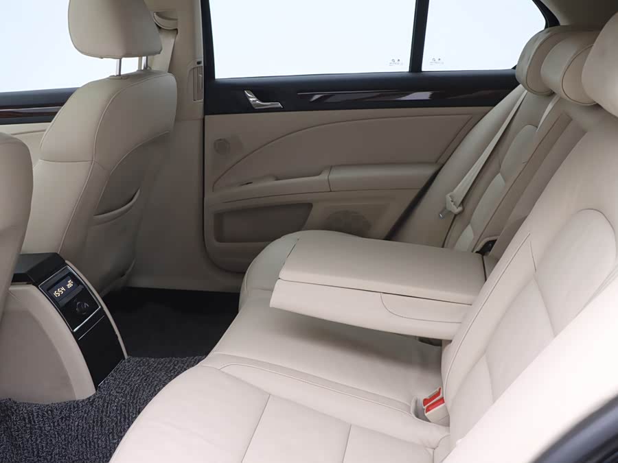Skoda Superb 2015 car image #20