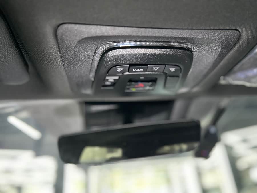 Toyota bZ4X 2022 immagine di auto #20