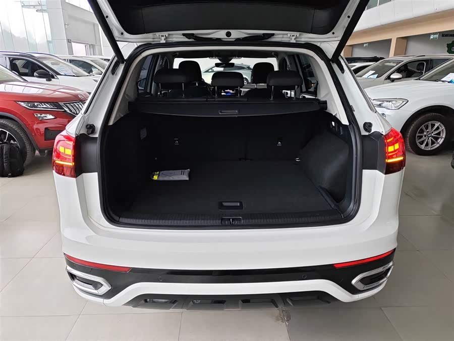 Volkswagen Tayron GTE 2020 #20 Volkswagen Tayron GTE 2020 car image #20