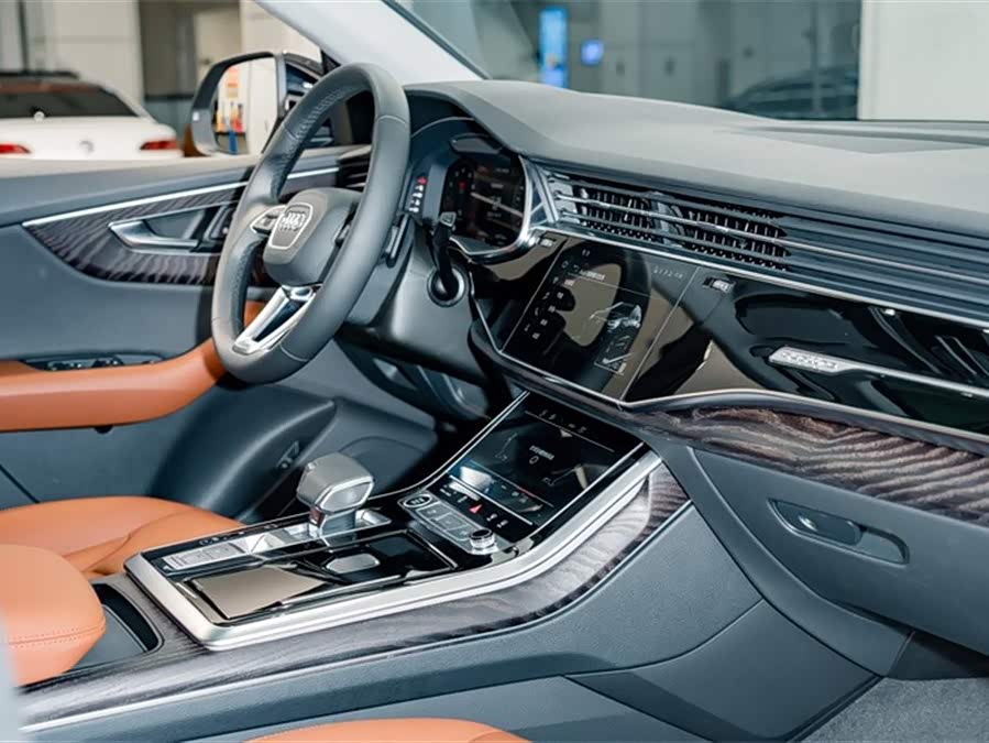 Audi Q8 2021 #20 Audi Q8 2021 car image #20