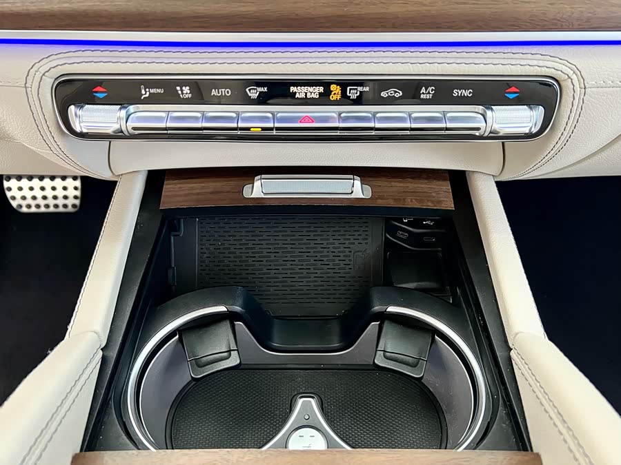 Mercedes-Benz GLS Class 2023 #20 Mercedes-Benz GLS Class 2023 car image #20