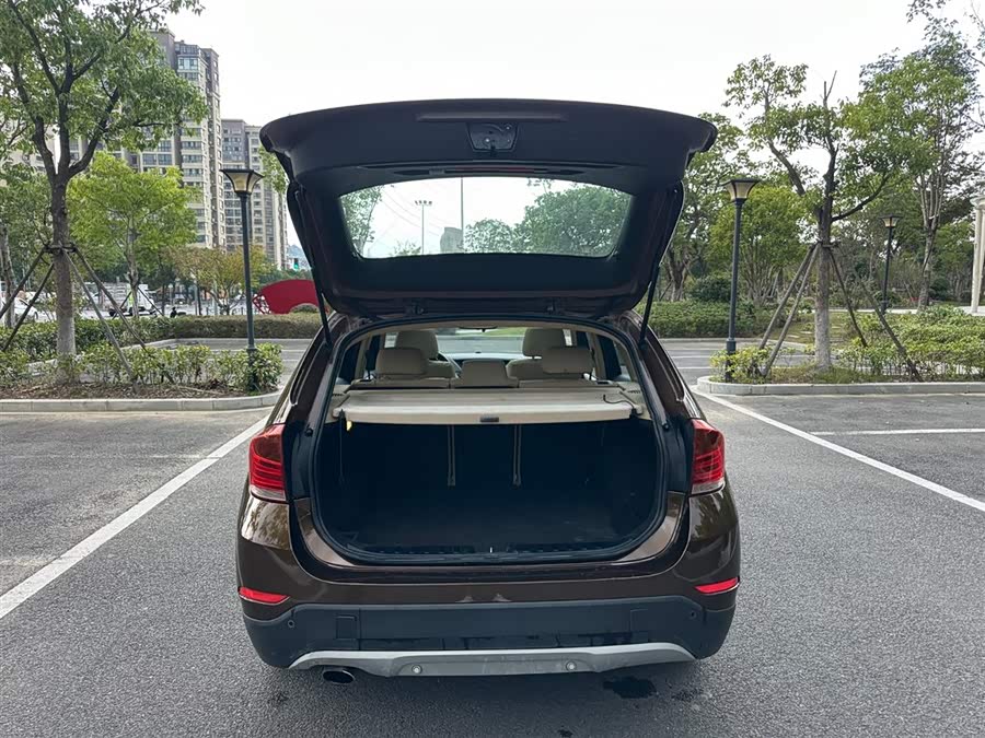 BMW X1 (Imported) 2012 car image #20