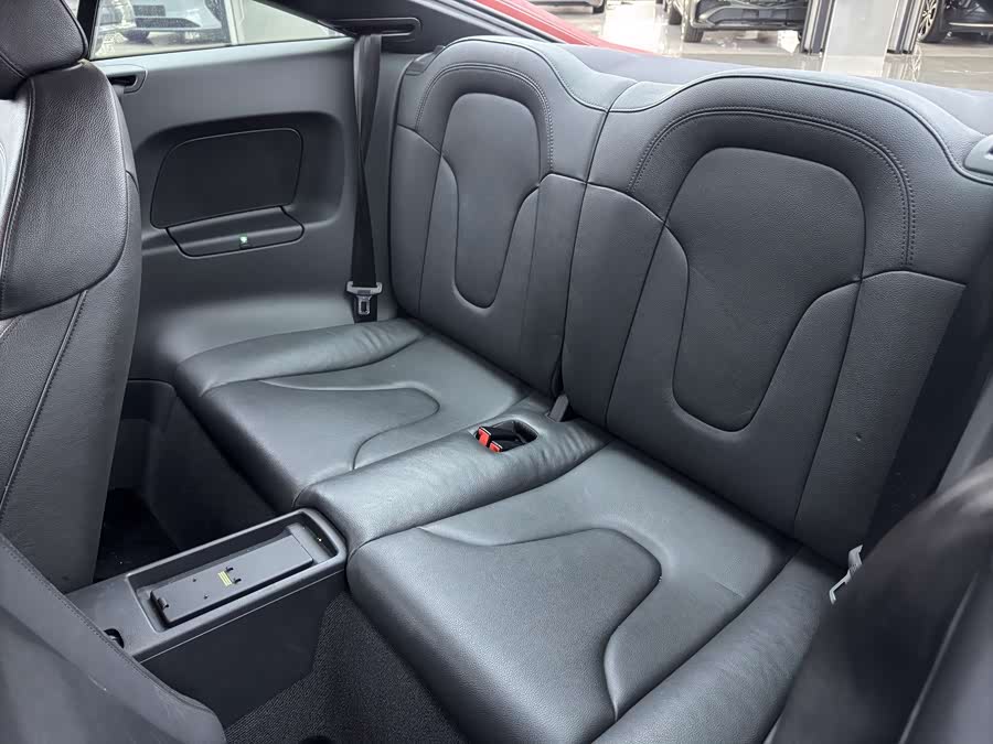 Audi TT 2015 car image #20