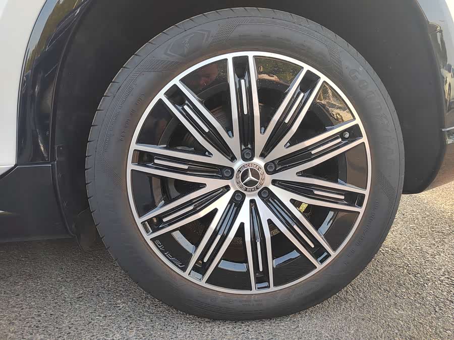 Mercedes-Benz EQS SUV 2025 #20 Mercedes-Benz EQS SUV 2025 car image #20