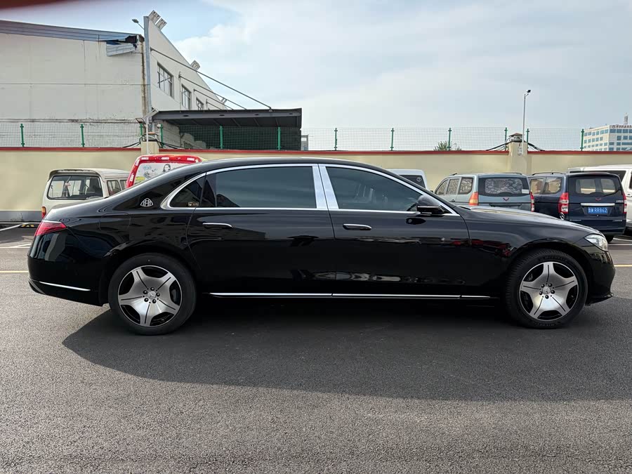 Mercedes-Benz Maybach S Class 2022 #20 Mercedes-Benz Maybach S Class 2022 car image #20