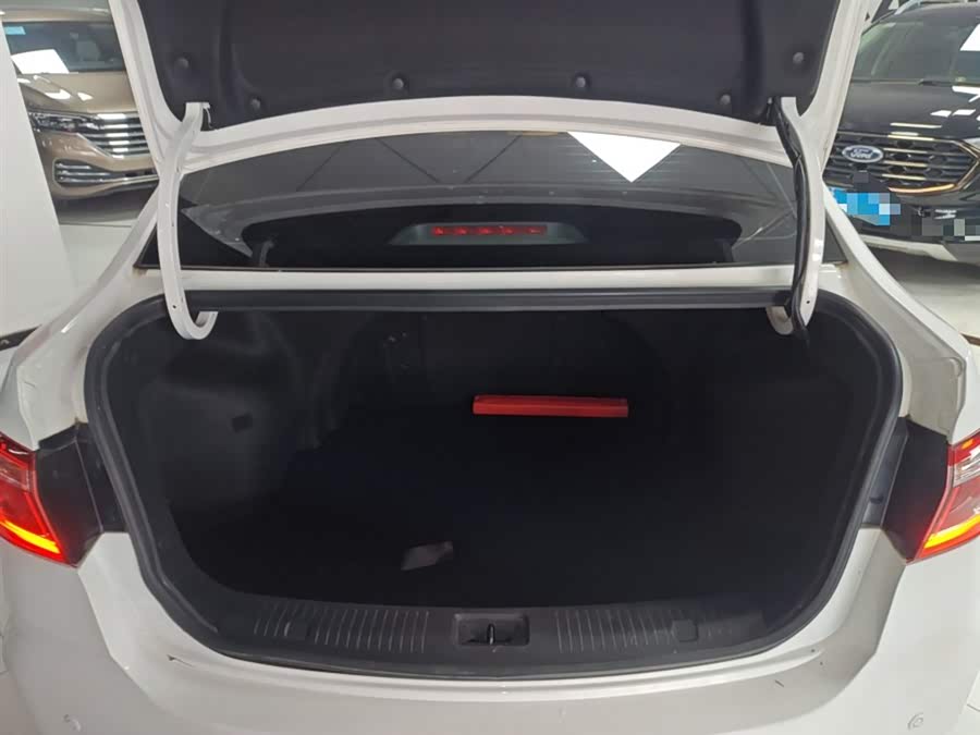 Changan Eado DT 2019 car image #20