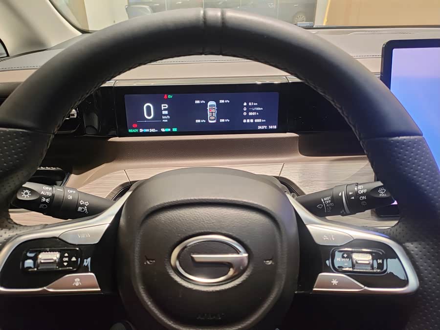 GAC Trumpchi E8 2024 car image #20