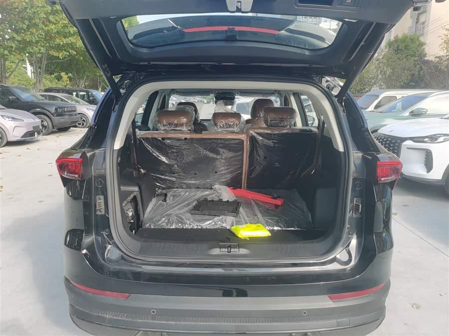 Jetour X70 C-DM 2025 #20 Jetour X70 C-DM 2025 car image #20