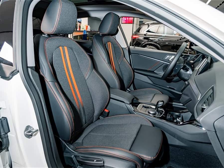 BMW 2 Series (Imported) 2024 #20 BMW 2 Series (Imported) 2024 car image #20