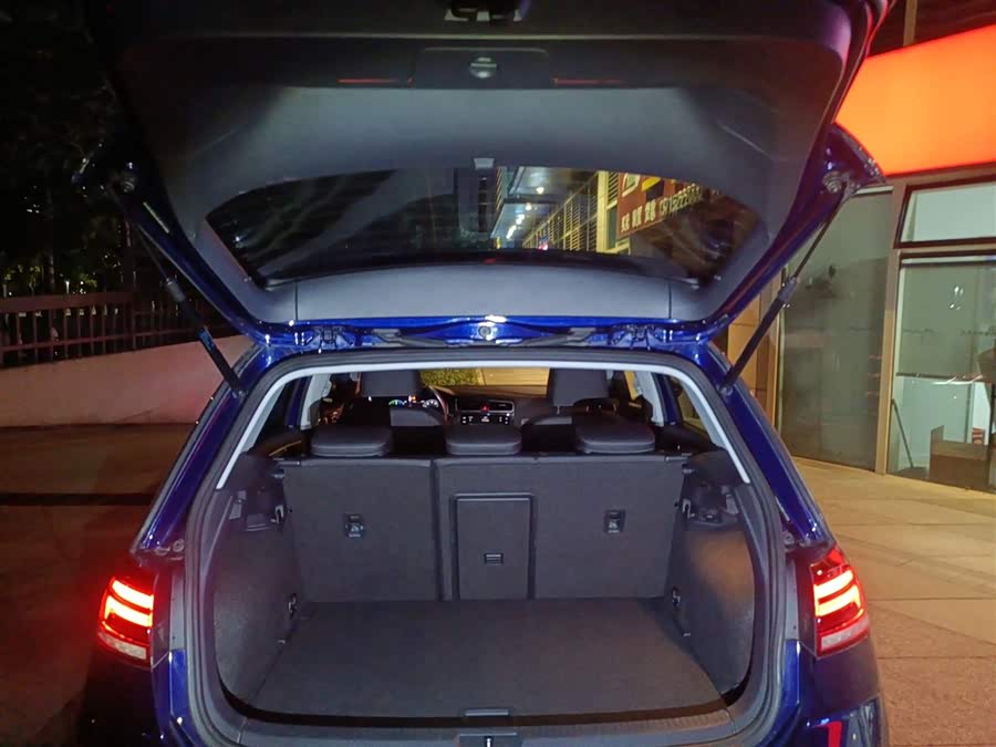 Volkswagen Golf New Energy (Imported) 2018 صورة سيارة #20