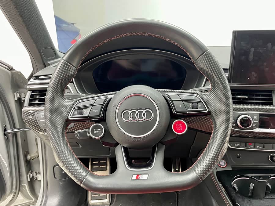 Audi S4 2020 car image #20