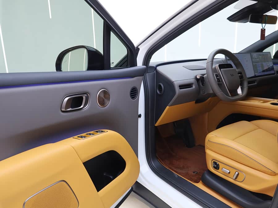 Li i8 2025 изображение автомобиля #20