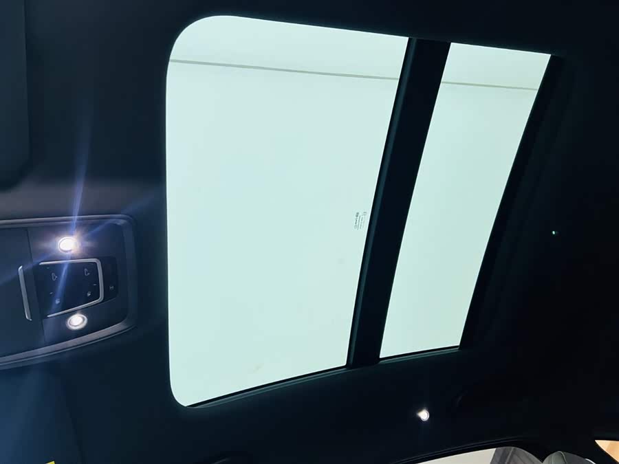 BYD Han 2022 immagine di auto #20