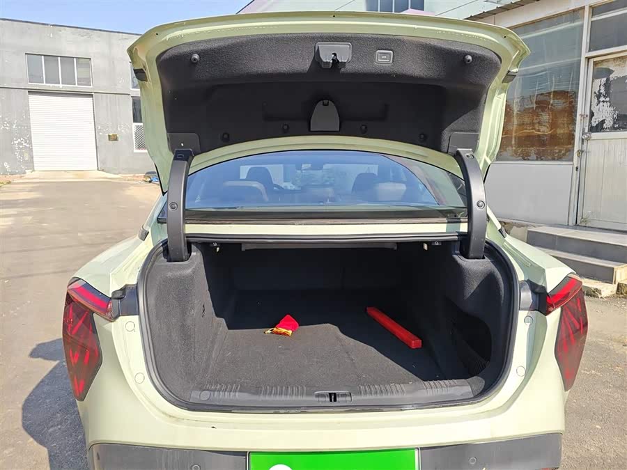 HongQi EH7 2024 #20 HongQi EH7 2024 car image #20