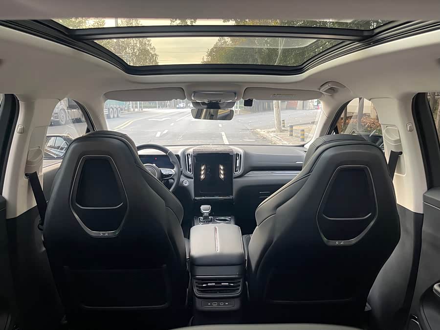 HongQi HS3 PHEV 2024 car image #20