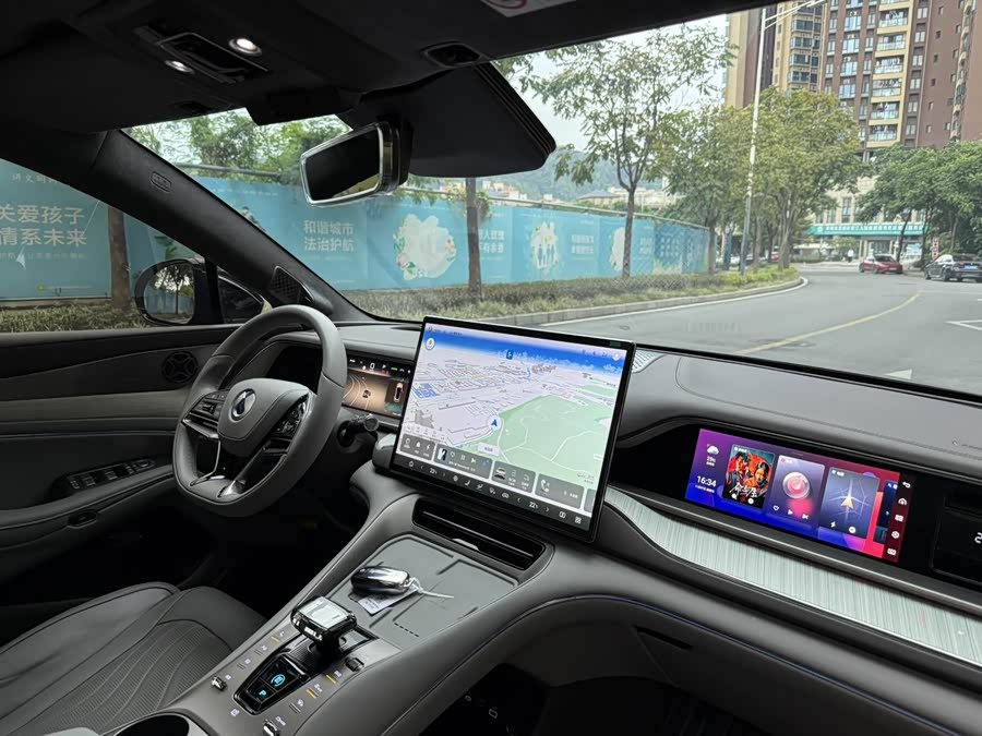 Denza N7 2023 car image #20