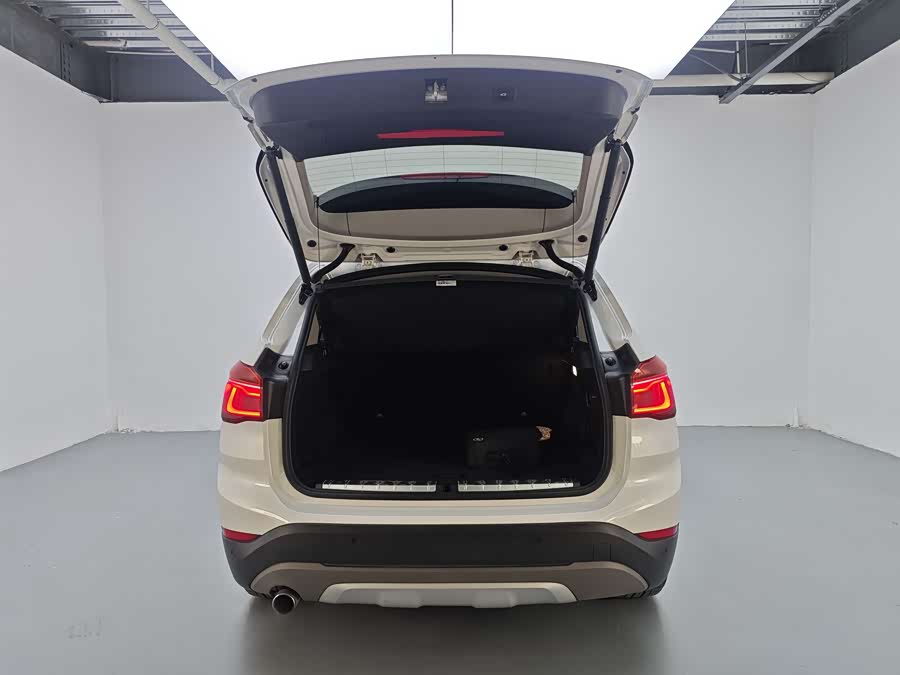 BMW X1 New Energy 2018 #20 BMW X1 New Energy 2018 car image #20