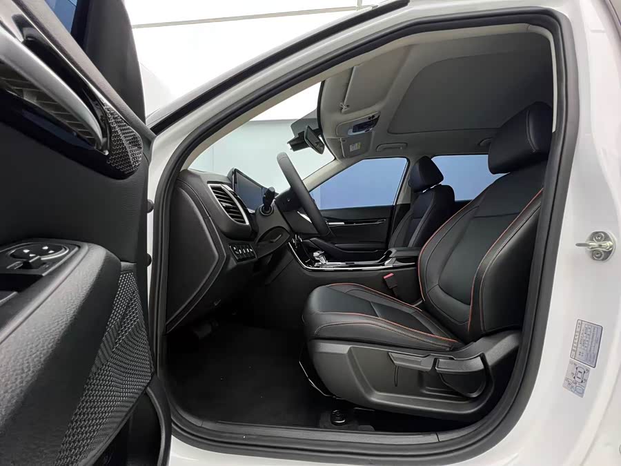 Kia Seltos 2023 car image #20