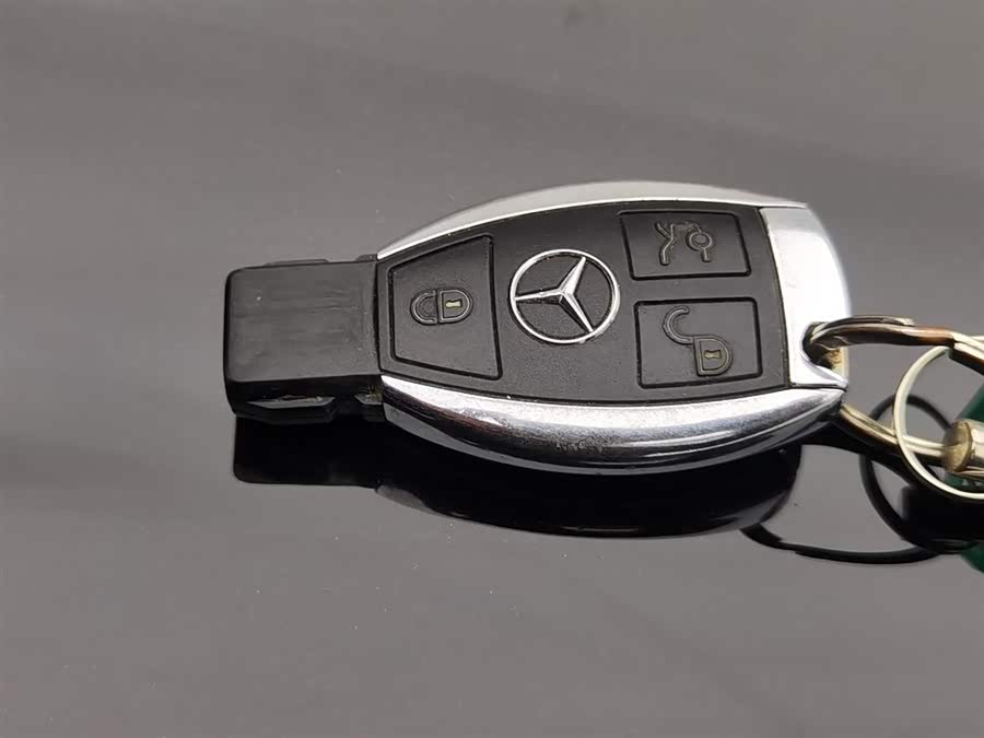 Mercedes-Benz GL Class 2012 car image #20