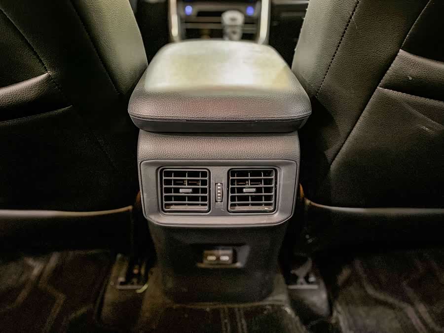 Toyota RAV4 2021 car image #20