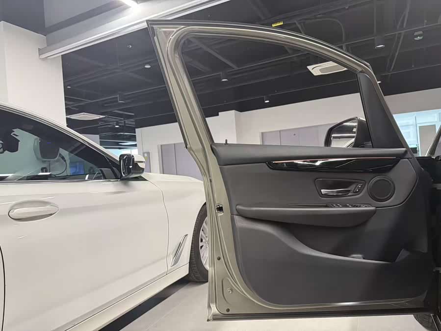 BMW 2 Series Tourer (Imported) 2015 #20 BMW 2 Series Tourer (Imported) 2015 car image #20