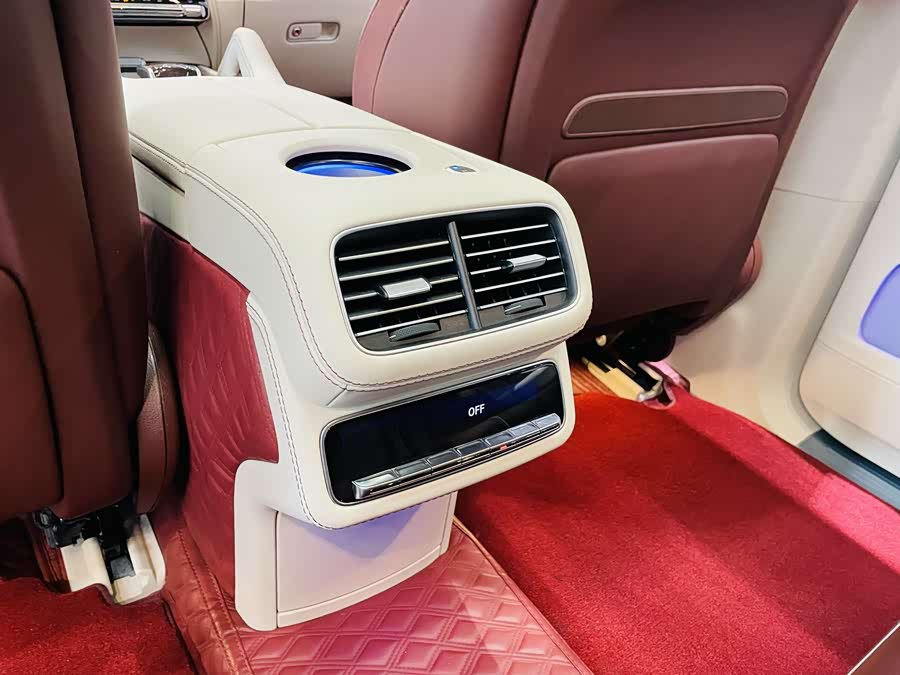 Mercedes-Benz Maybach GLS 2021 #20 Mercedes-Benz Maybach GLS 2021 car image #20