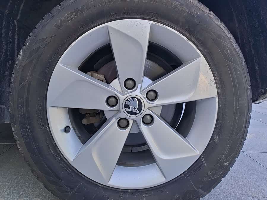 斯柯达 Yeti 2016 汽车图片 #20