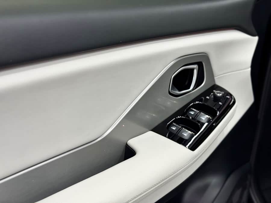 蔚来 蔚来ES8 2018 汽车图片 #20