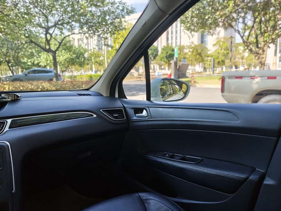 标致 标致308 2015 汽车图片 #20