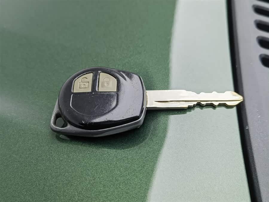 Suzuki Jimny (Imported) 2012 image de voiture #20