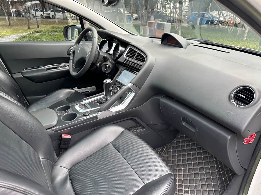 标致 标致3008(进口) 2012 汽车图片 #20