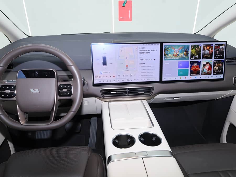 理想汽车 理想MEGA 2024 汽车图片 #20