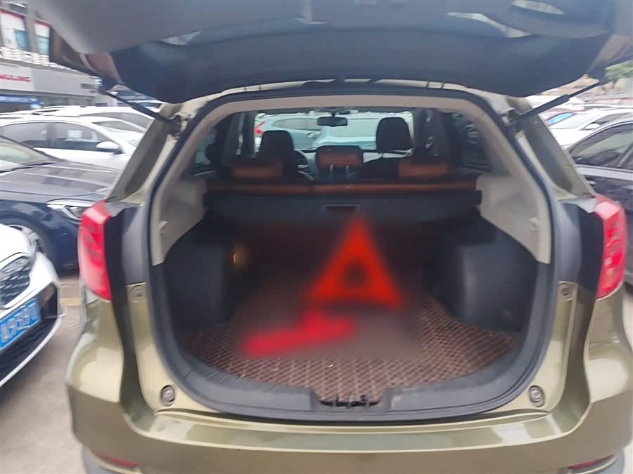 GAC Trumpchi GS5 Super 2015 car image #20