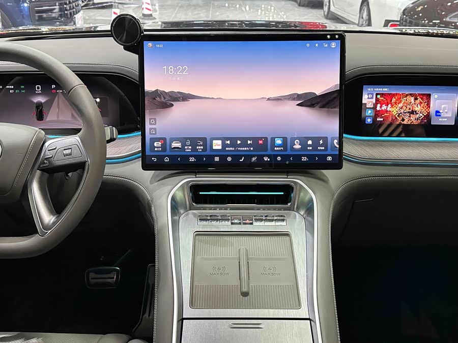 Denza N9 2025 #20 Denza N9 2025 car image #20