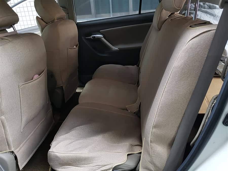 Toyota Reiz 2015 immagine di auto #20