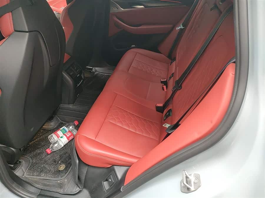 BMW X4 M 2022 car image #20