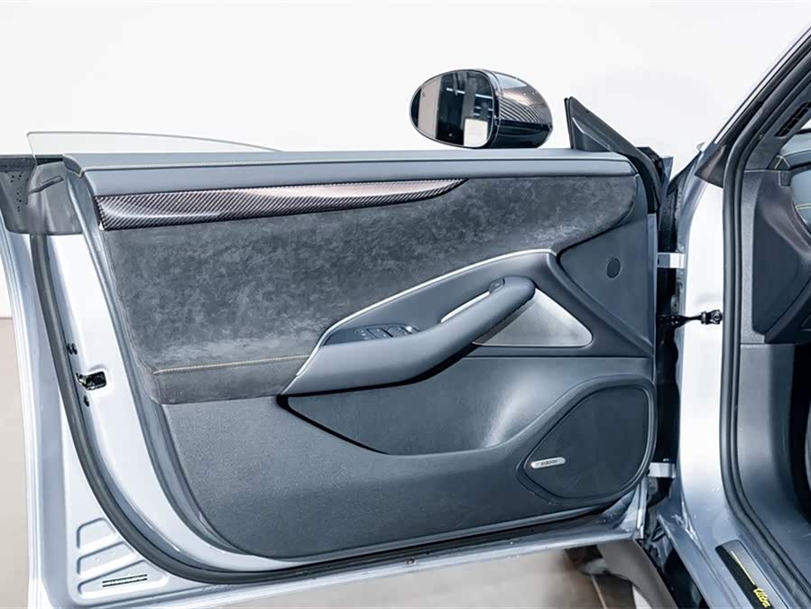 小米汽车 小米SU7 Ultra 2025 汽车图片 #20