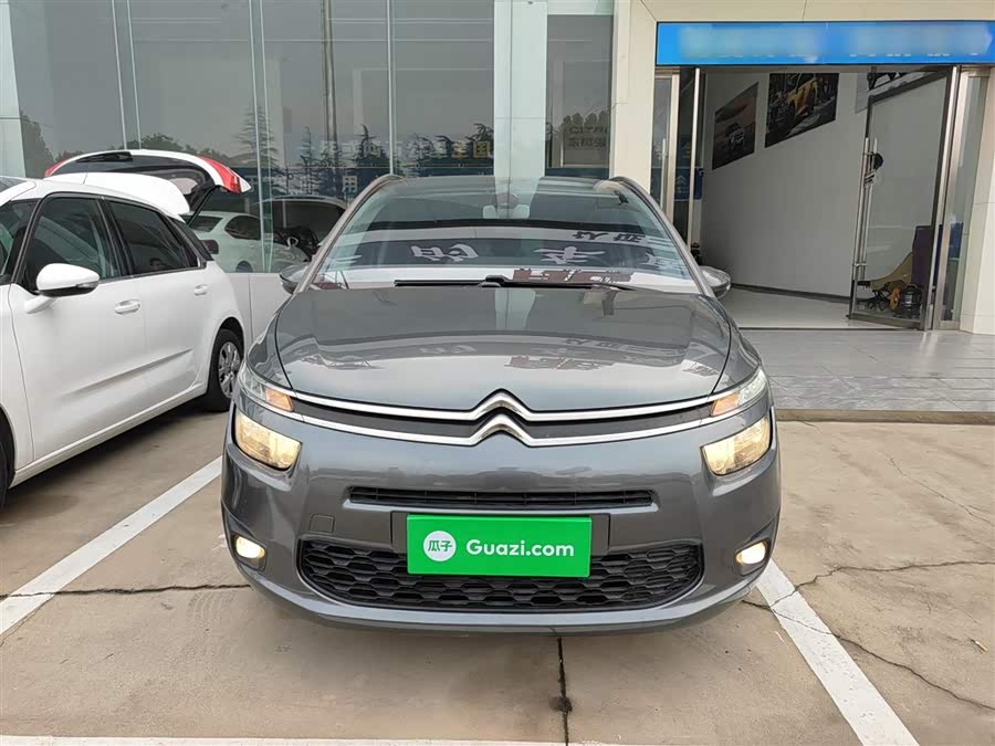 Citroen C4 PICASSO 2017 صورة سيارة #20