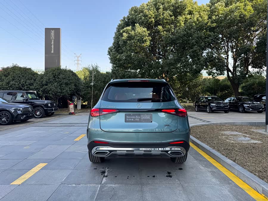 Mercedes-Benz GLC Class 2024 car image #20