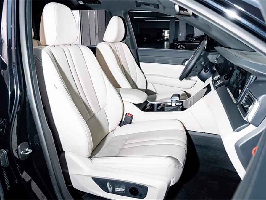 理想汽车 理想ONE 2022 汽车图片 #20