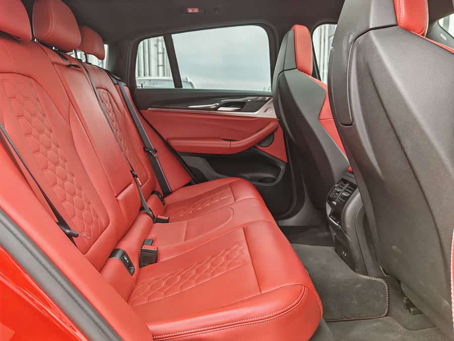 BMW X4 M 2021 immagine di auto #20