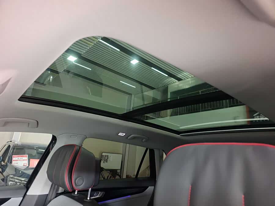 Volkswagen Teramont 2024 car image #20