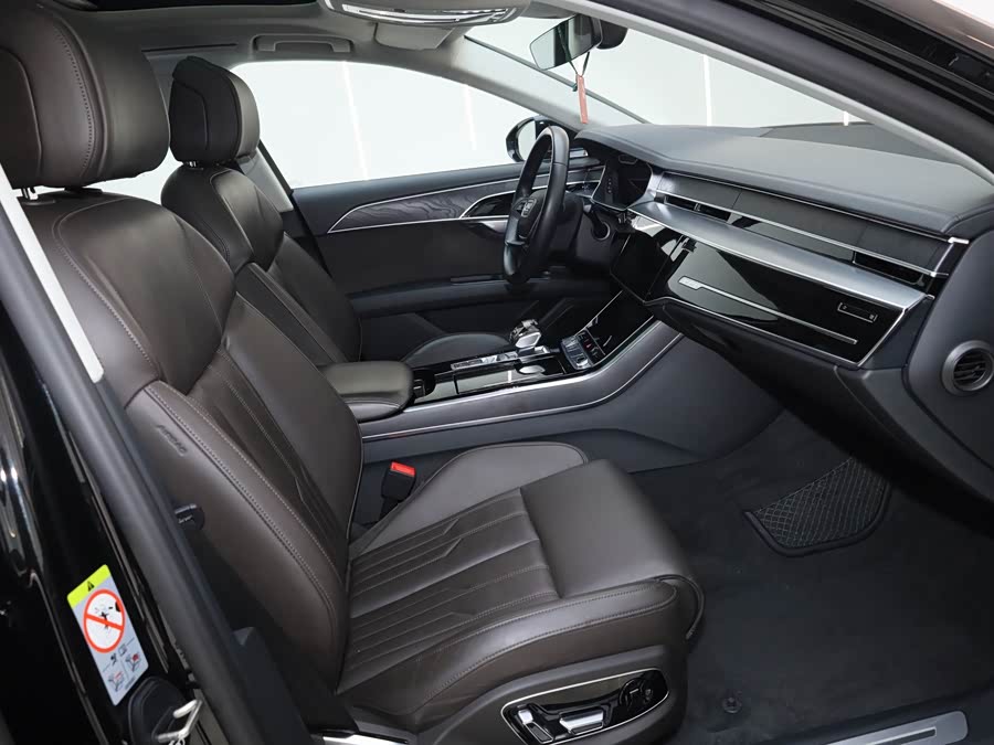 Audi A8 2019 image de voiture #20
