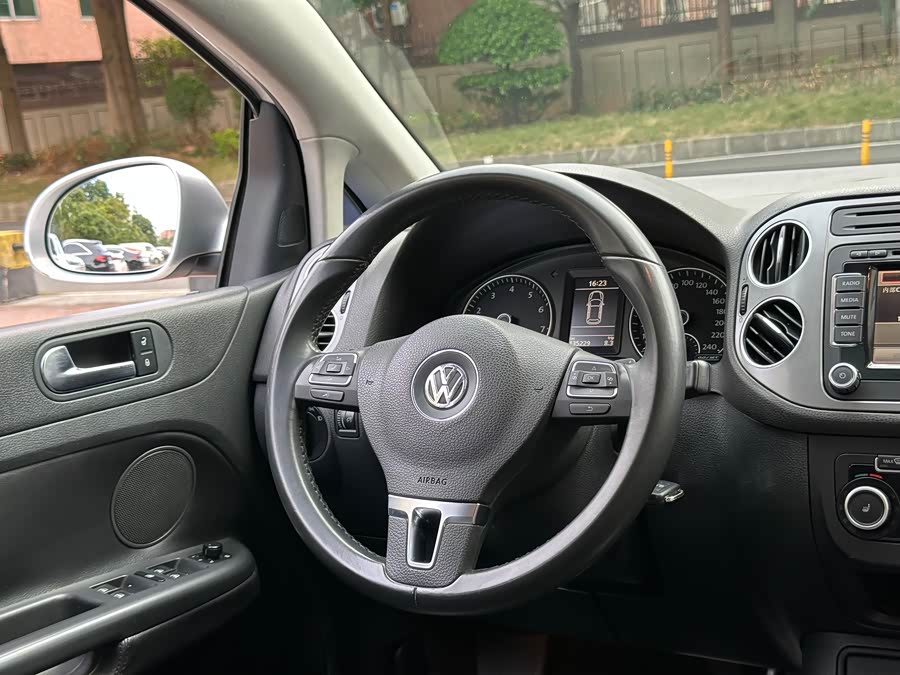 Volkswagen Golf (Imported) 2011 #20 Volkswagen Golf (Imported) 2011 image de voiture #20