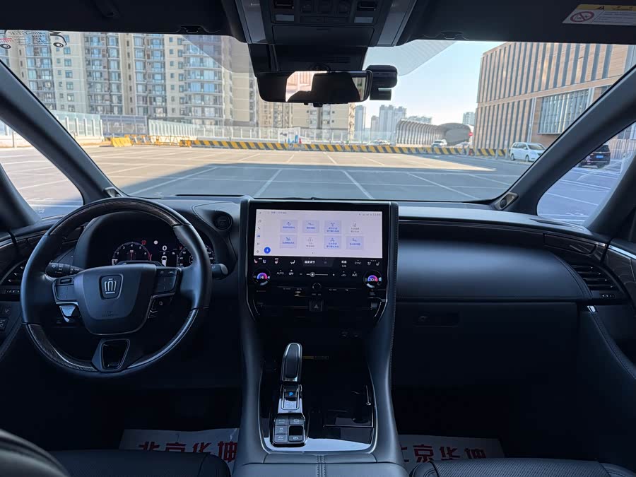 丰田 威尔法 2023 汽车图片 #20