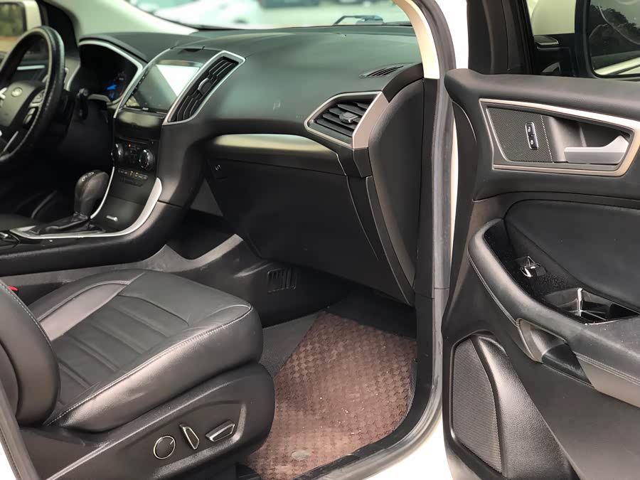 Ford Edge 2018 car image #20